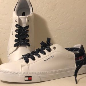 Women’s NEW Tommy Hilfiger tennis shoes